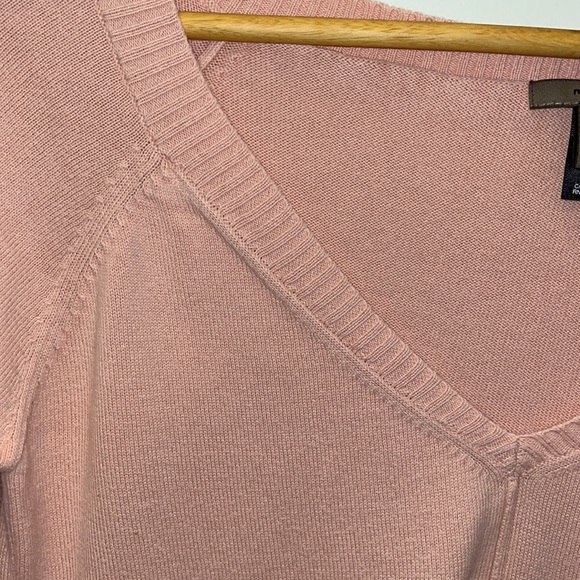 V-neck Cotton Sweater - Picture 3 of 10